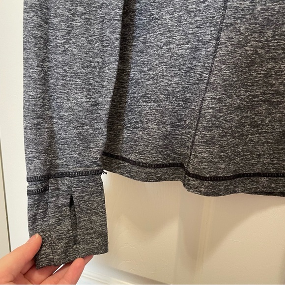 Lululemon Run Your Heart Out Pullover Black Heather 1/4 Zip Light Jacket Size S - Picture 3 of 8